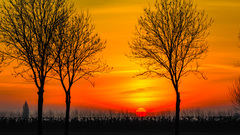 Rode bewolkte zonsopkomst om 7.36 uur #buienradar