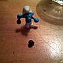 Levensgevaarlijk - Potige smurf zijn dumbell (zo heet dat toch) is kapot gevallen